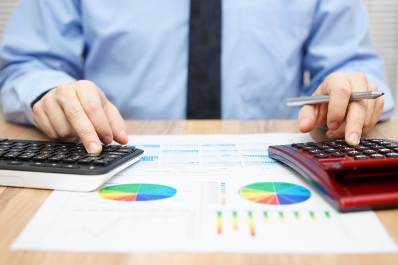 finance consultant adalah 190a342f5